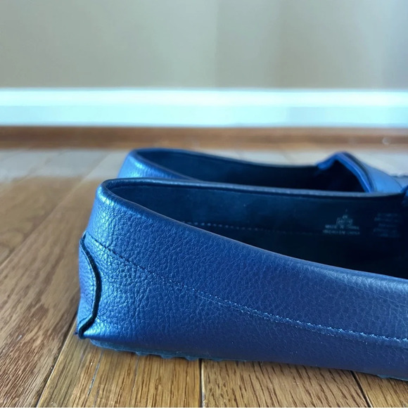OLD NAVY Women’s in Navy Blue Slip-On Moccasin Driver Loafers Flat Shoes Comfy 7 - Picture 5 of 12